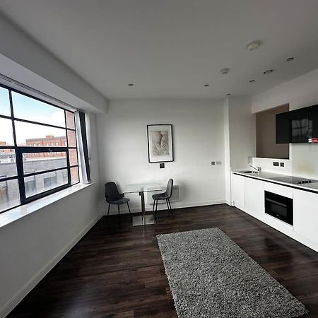342 Stunning One Bedroom Studio Apartment เบอร์มิงแฮม ภายนอก รูปภาพ
