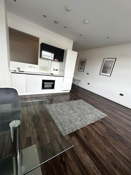 342 Stunning One Bedroom Studio Apartment เบอร์มิงแฮม ภายนอก รูปภาพ